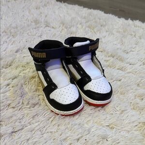 Puma Kids Black and White Sneakers